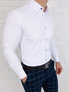 Biała koszula slim fit z kołnierzem granatowe guziki Rs-1140