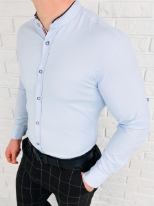 Koszula męska błękitna z ozdobną stójką z długim rękawem VP2