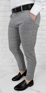 Szare eleganckie bawełniane spodnie slim fit w białą kratę M4