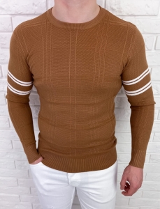 Camelowy sweter męski w paski Stylovy CHL9010