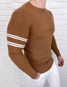 Camelowy sweter męski w paski Stylovy CHL9010
