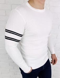 Biały sweter męski w paski Stylovy CHL9010