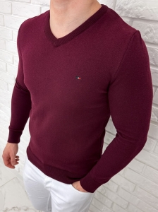Bordowy sweter męski w serek znaczek 3454