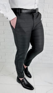 Ciemnoszare eleganckie spodnie slim fit w czarną kratę 2034