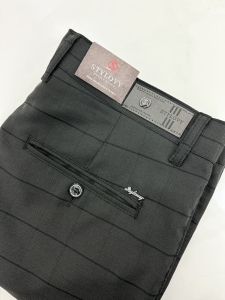 Ciemnoszare eleganckie spodnie slim fit w czarną kratę 2034