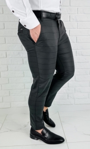 Ciemnoszare eleganckie spodnie slim fit w czarną kratę 2034