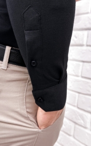 Czarna koszula męska slim fit z kołnierzem zakryta plisa 2010