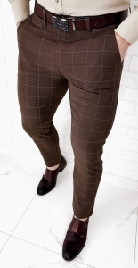 Brązowe spodnie męskie w kratę beżową slim fit 3018 285