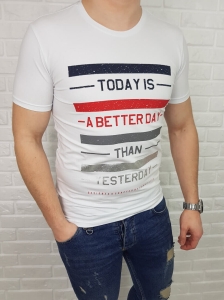 Biały męski T-shirt Tommy Life Betterday