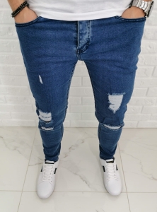 Niebieskie jeansy Denim Pasaport z dziurami 541