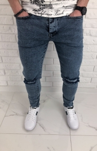Niebieskie jeansy slim fit z dziurami 578