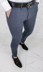 Granatowo szare eleganckie spodnie męskie slim fit w kratę Stylovy 1570