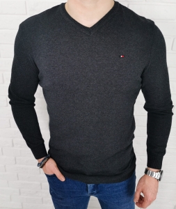 Męski sweter antracyt w serek znaczek 3454